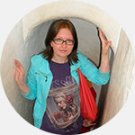 <b>Юлия Хмелева</b>
<b>Юлия Хмелева</b>